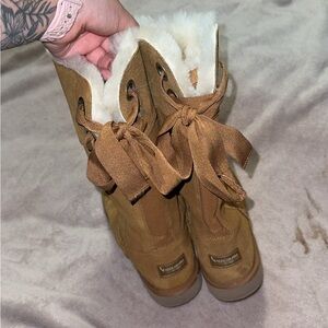UGG Tan Winter Boots with Cream Fur Lining